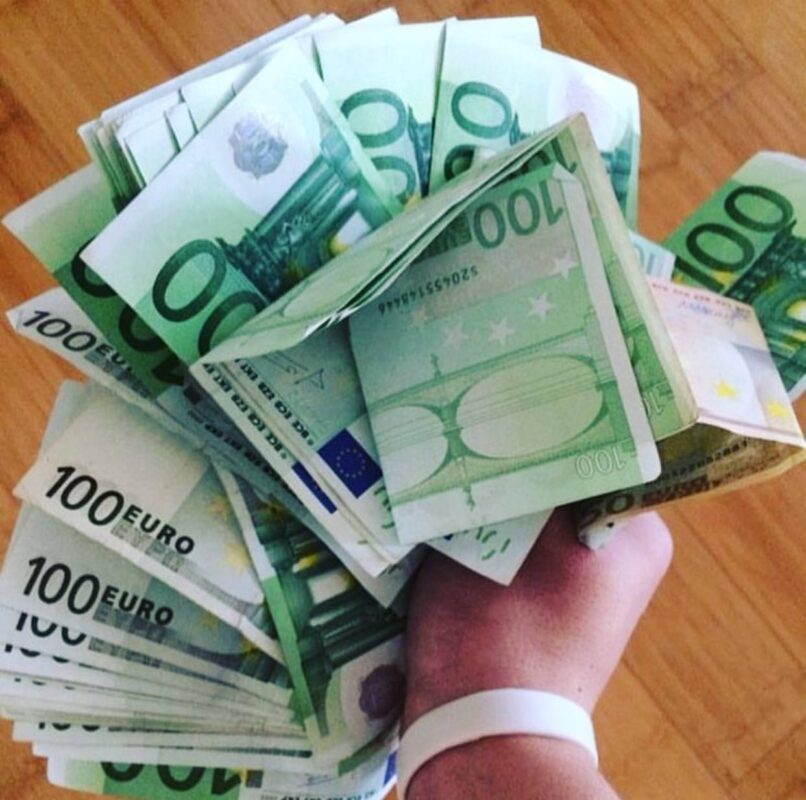 Denaro Falso Dark Web