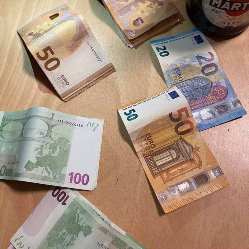 kaufen Sie Falschgeld Online in Deutschland