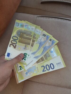 Best Counterfeit 200 euros banknotes